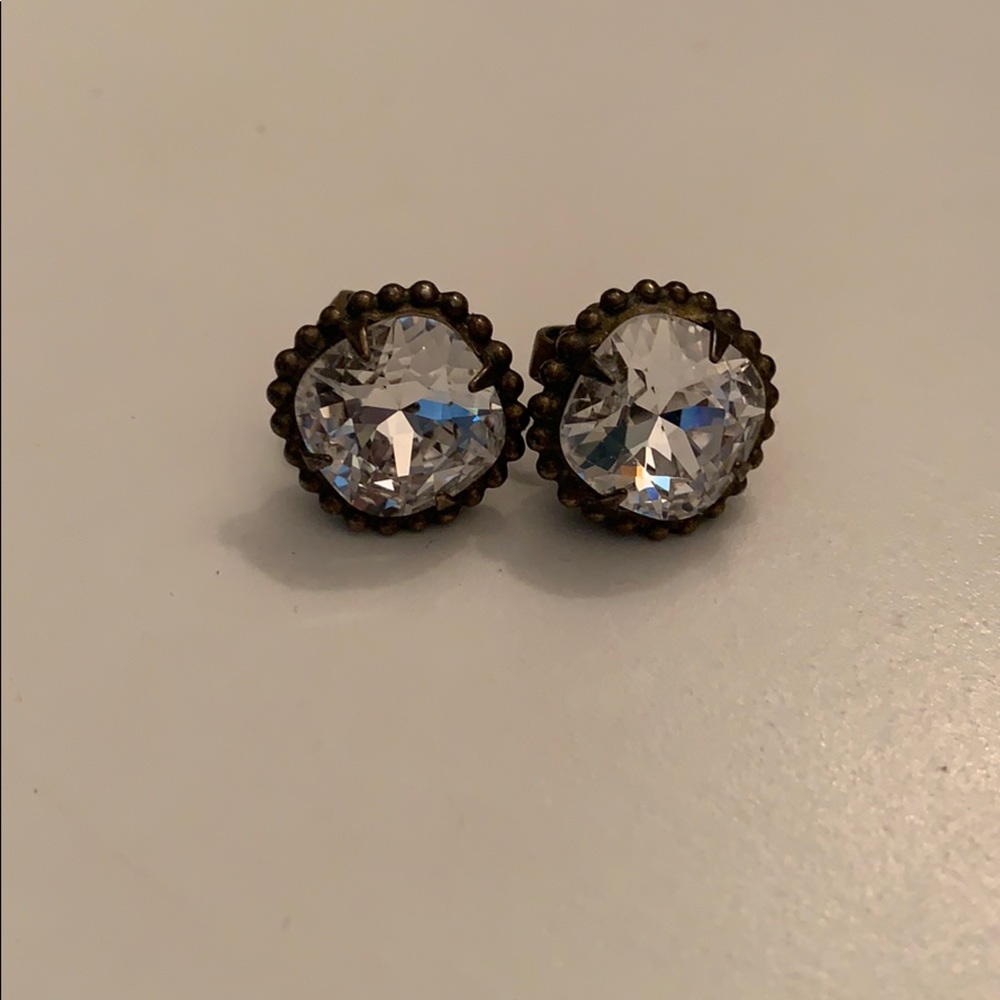 Only worn once-diamond earrings